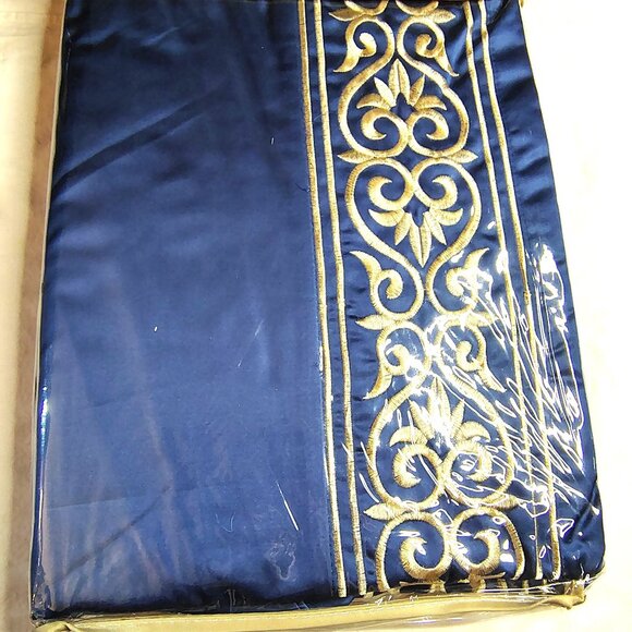 Buckingham Valance Empire Sapphire 110 X 28" Embroidered Luxury Touch Of Class - Picture 6 of 8